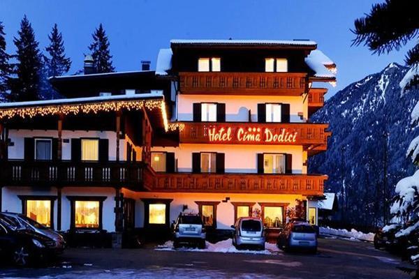 Hotel Cima Dodici Vigo di Fassa Buitenkant foto