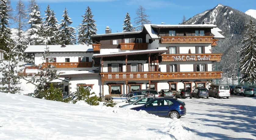 Hotel Cima Dodici Vigo di Fassa Buitenkant foto